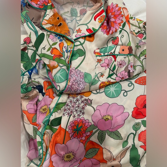 Karen Mabon Summer Garden print pajamas - Picture 2 of 3